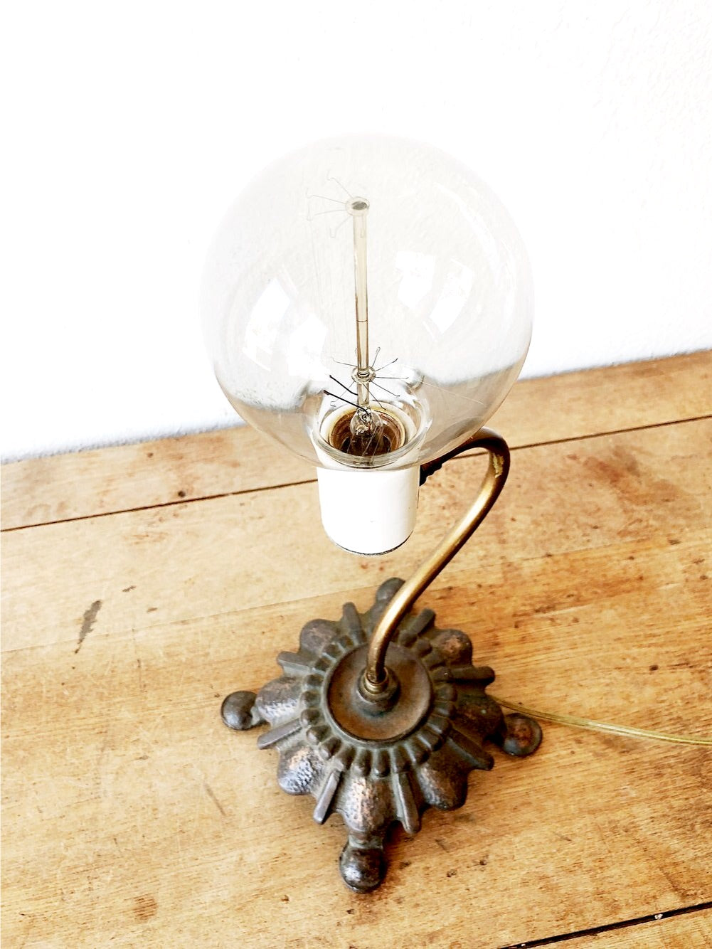 Antique Brass Arm Lamp