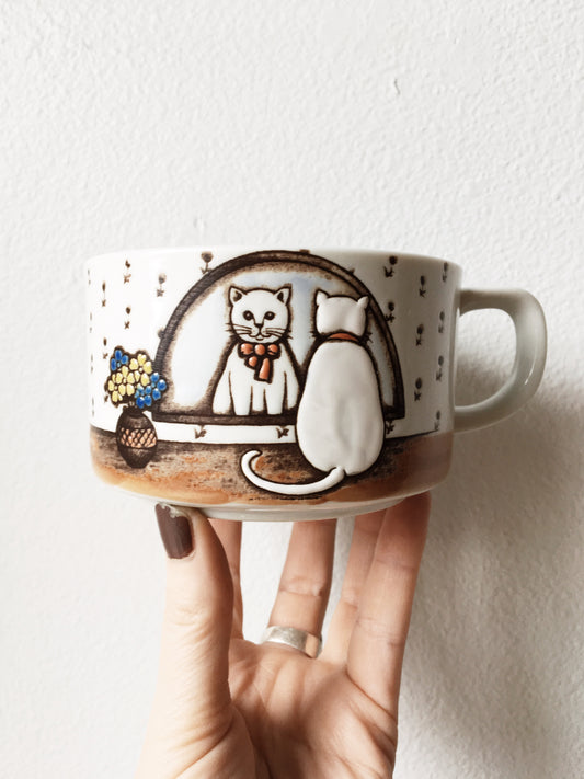 Vintage Ceramic Cat Mug