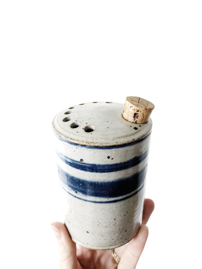 Pottery Shaker