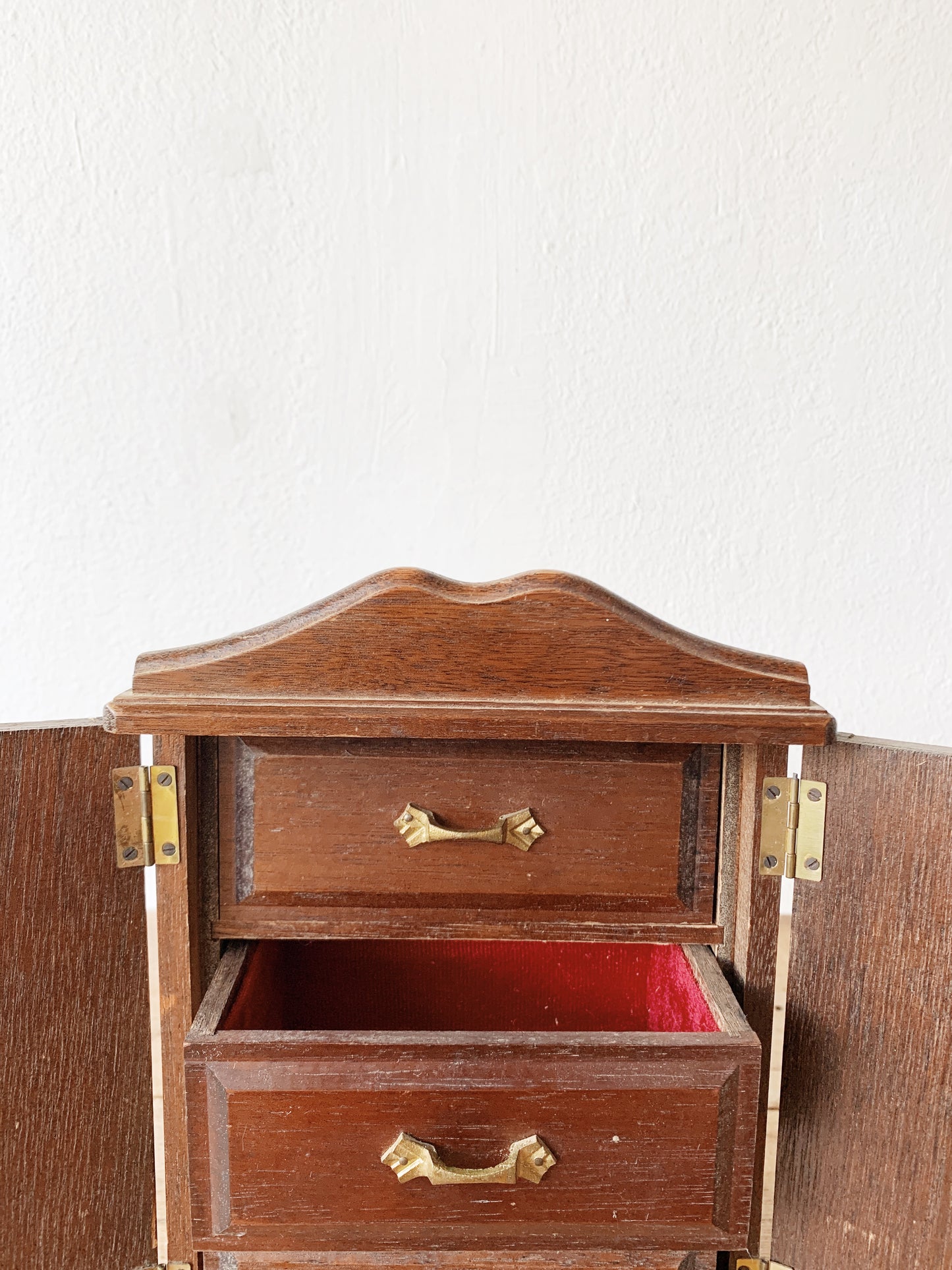 Vintage Music Box Jewelry Chest