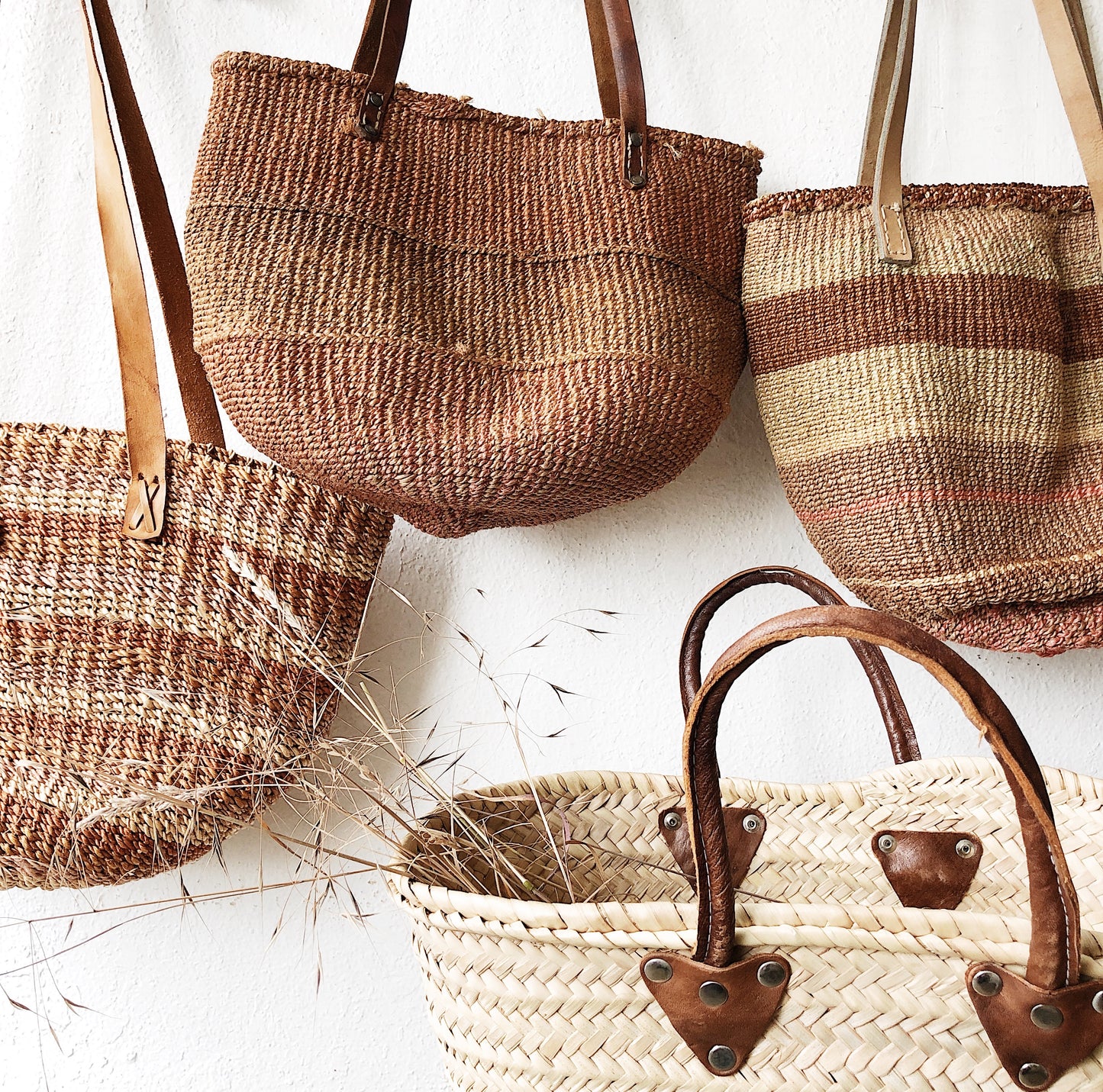 Vintage Straw Bucket Bag
