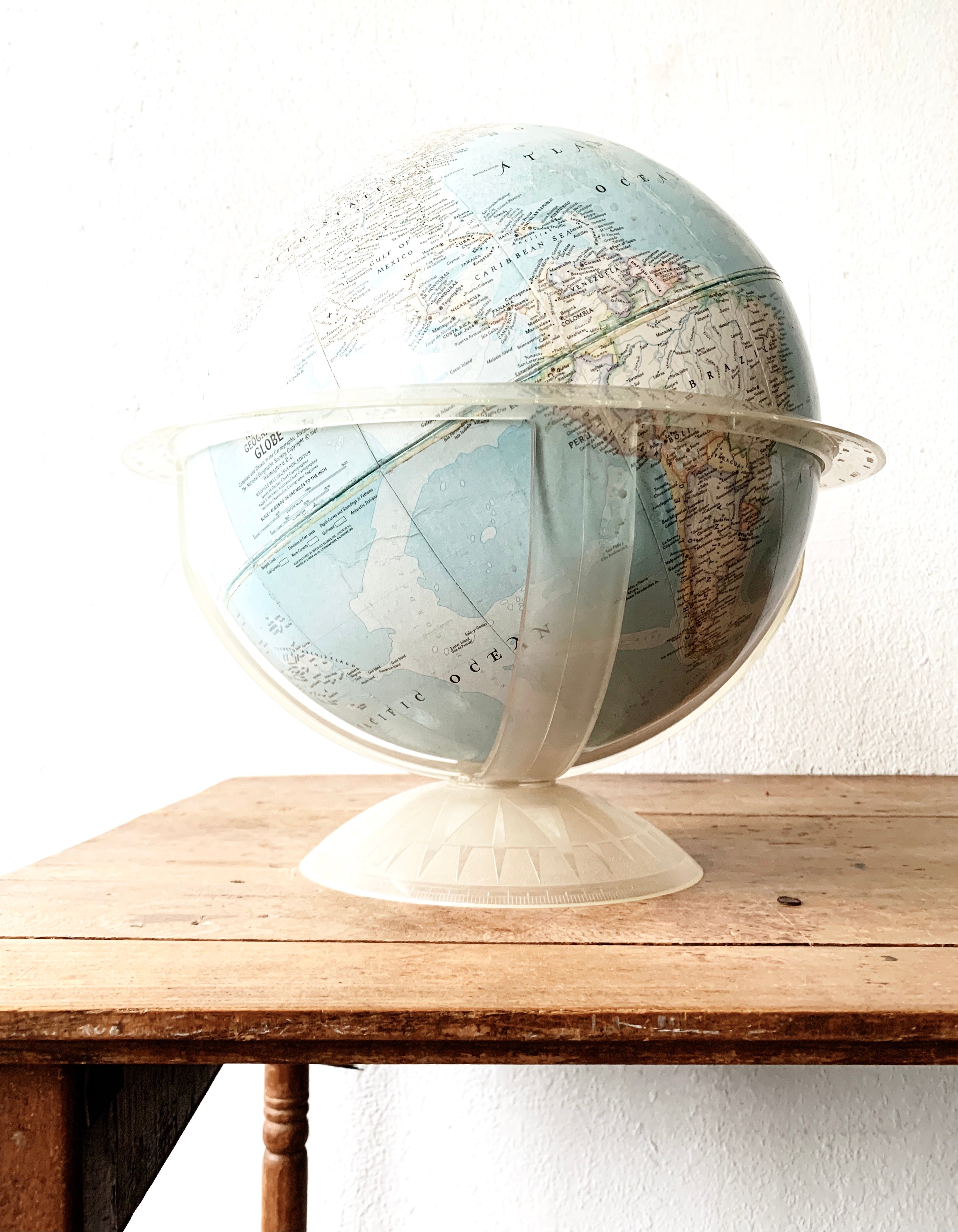 National Geographic Globe in Spinning Lucite Base - Thumbnail 2