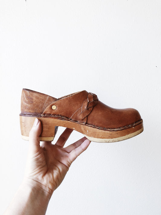 Vintage Multnomah Clogs like new