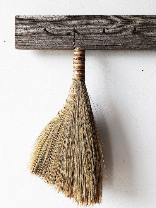 Rustic Vintage Peg Rack