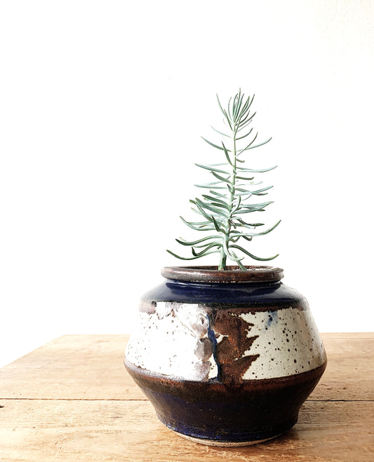 Vintage Stoneware Pottery Crock / Pot