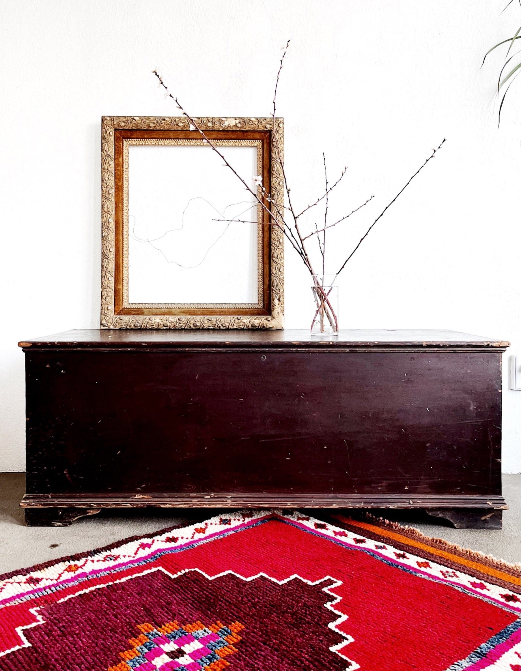 Vintage Long Cedar Chest - Thumbnail 2