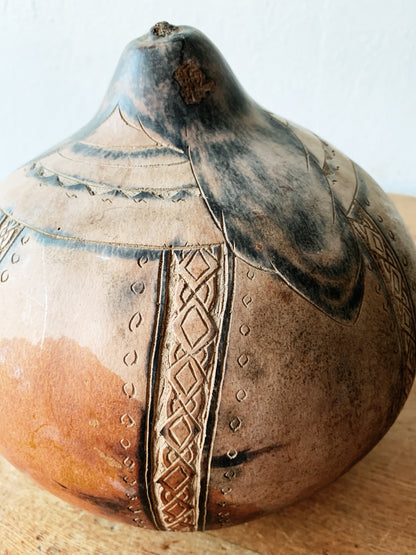 Vintage Hand Painted Carved Gourd Folk Art Peru