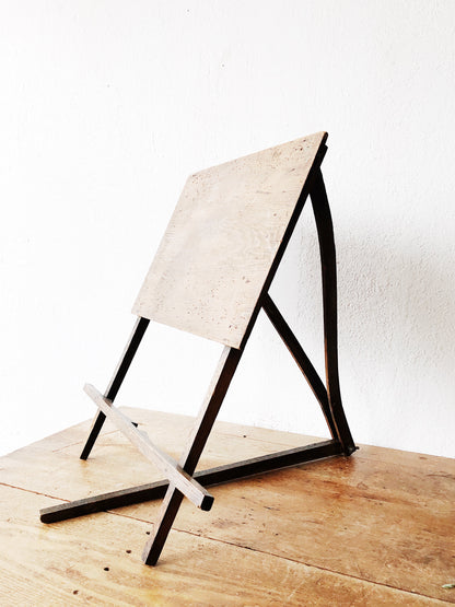 Primitive Wood Easel