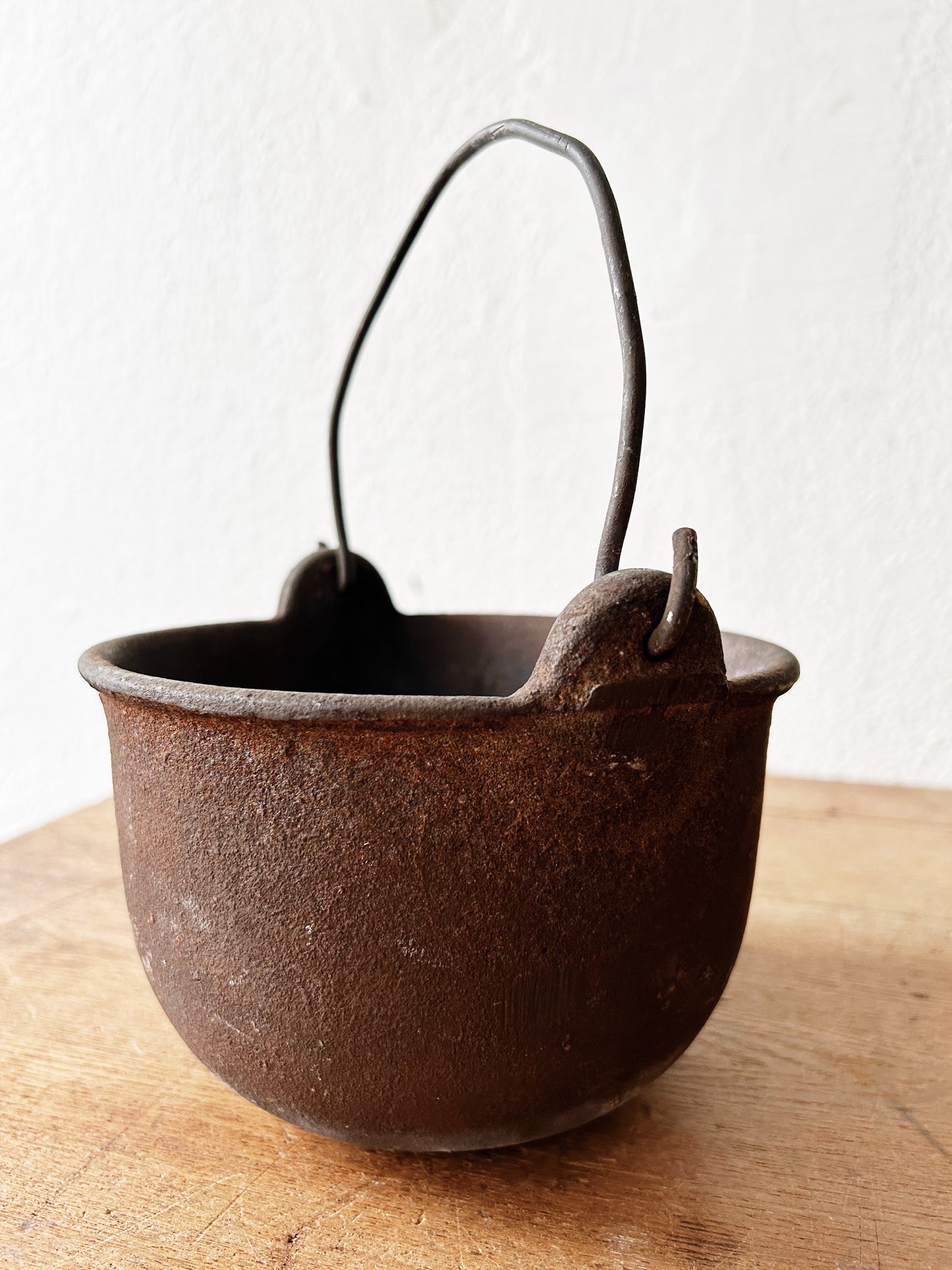 Antique Cast Iron Smelting Pot