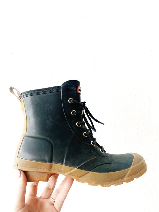Hunter Lace Up Boots Womens 8.5