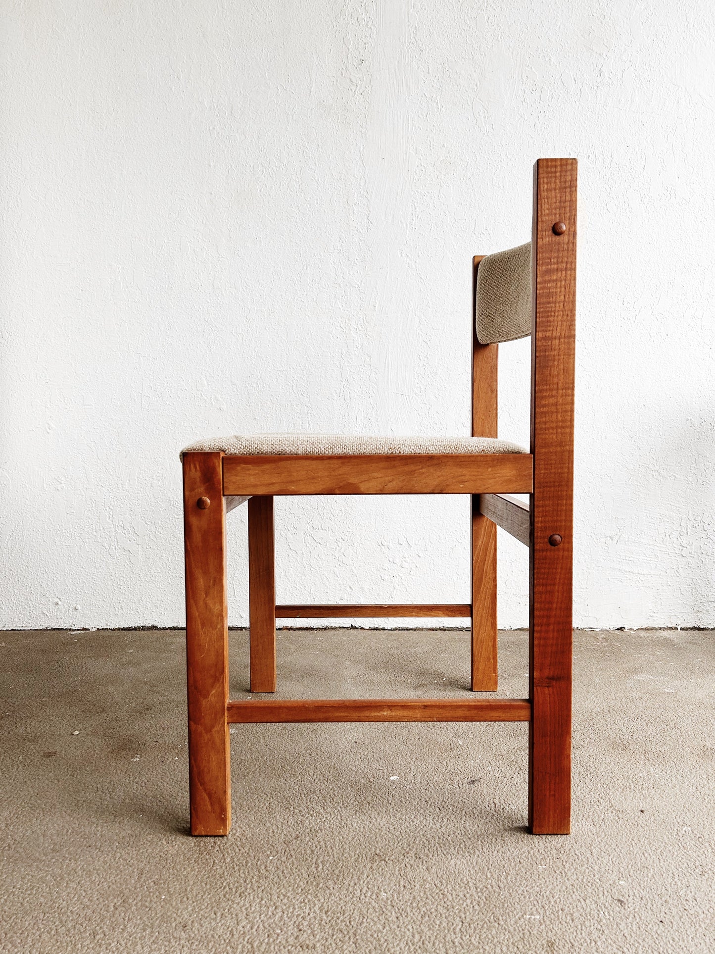 Vintage D Scan Chair