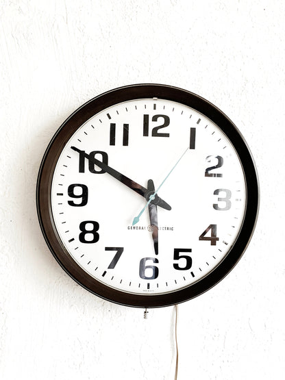 Large Mid Century GE Electric Wall Clock