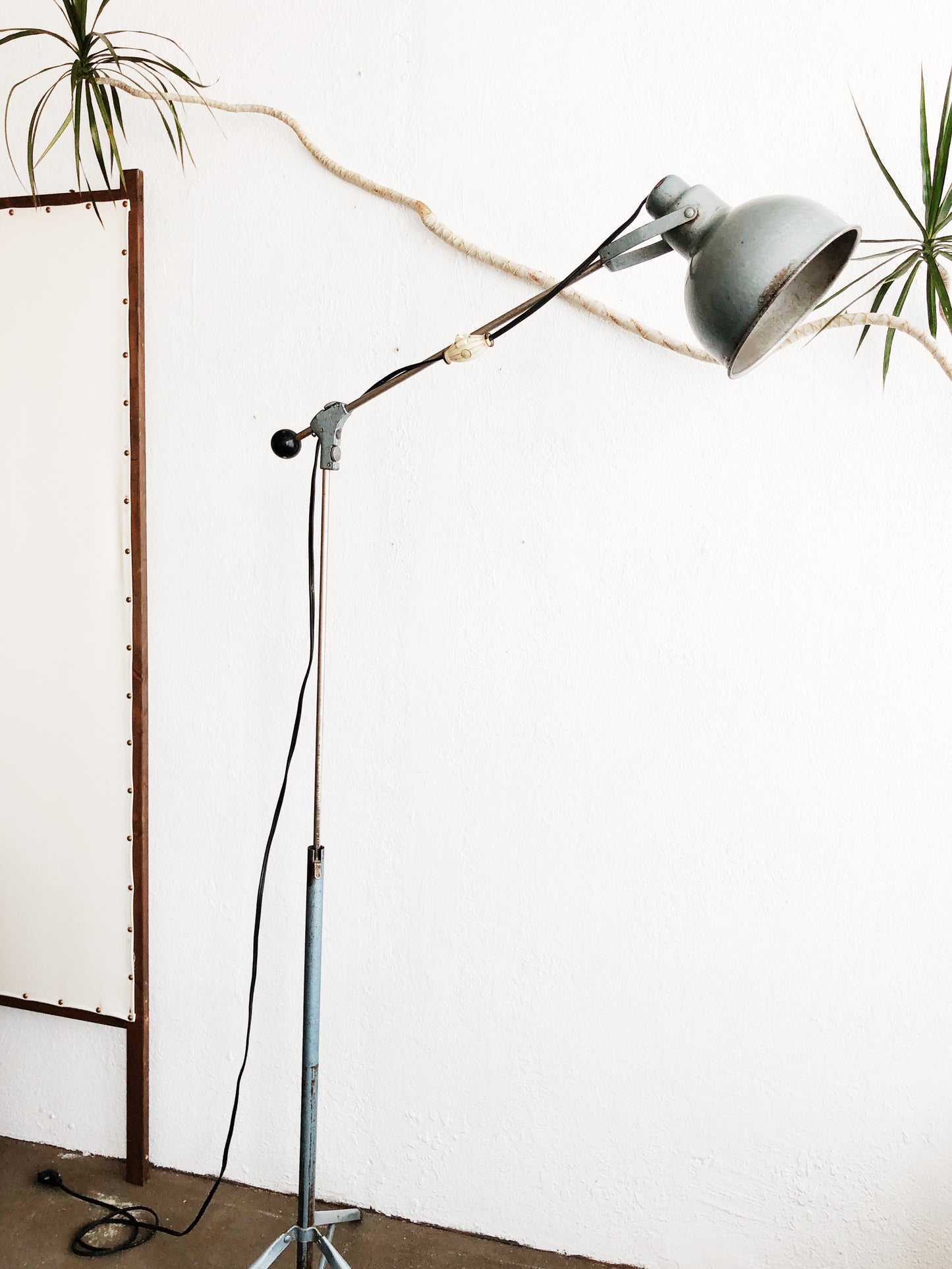 MCM Industrial Tripod Lamp
