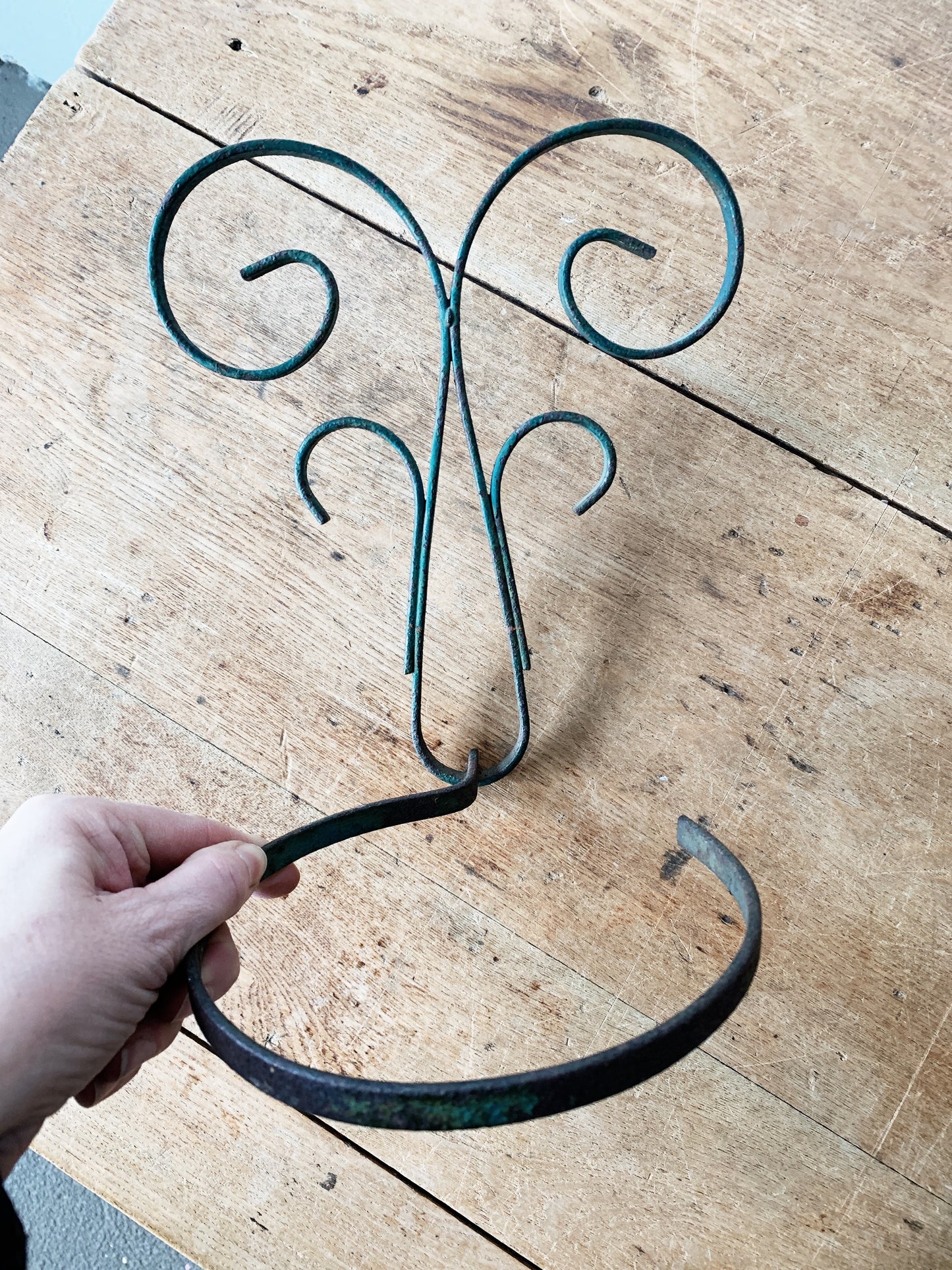 Mid Century Iron Pot Holder