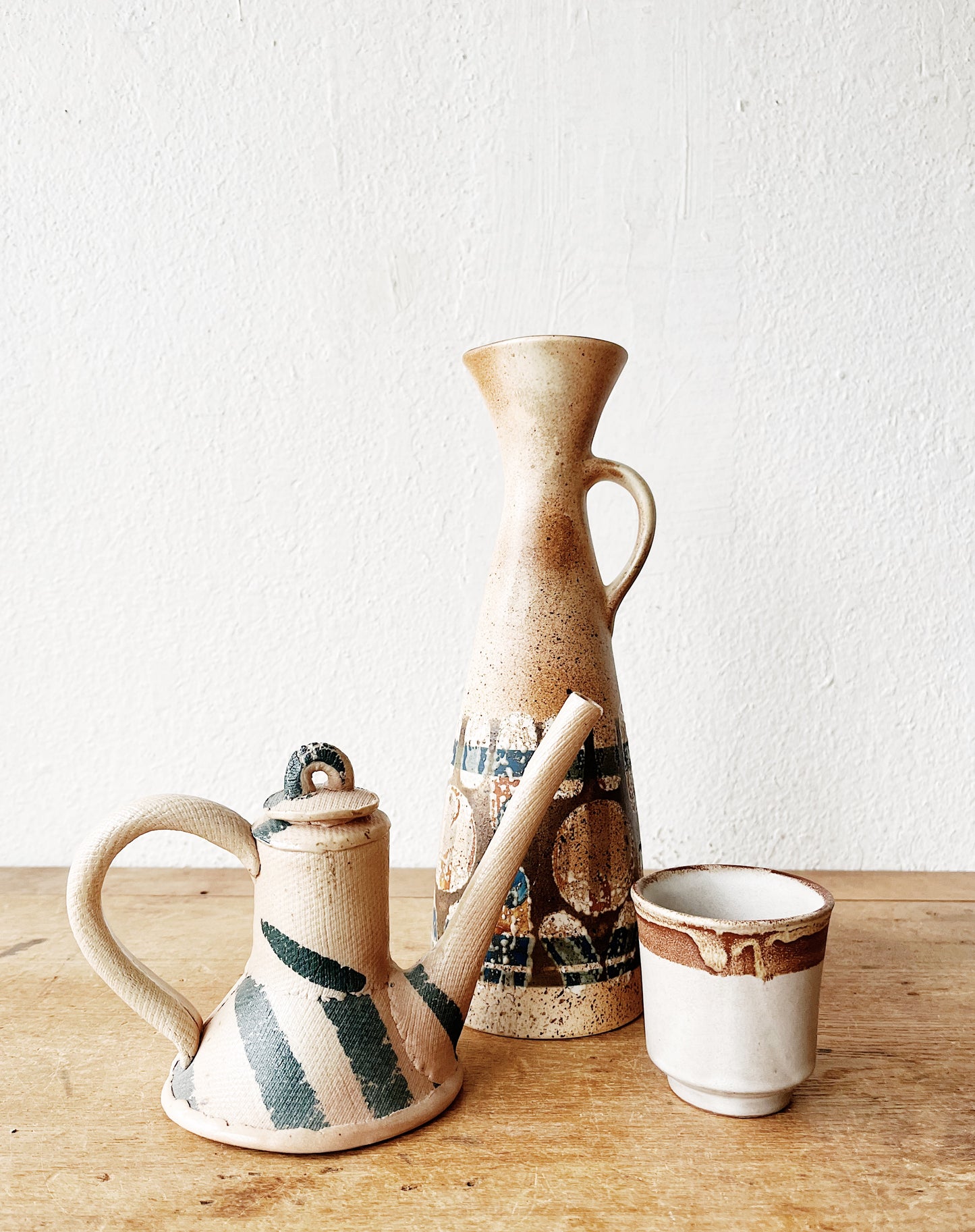 Slab Built Oil Pourer