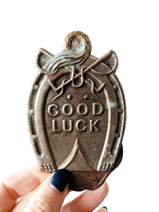 Vintage Good Luck Hanging Clip