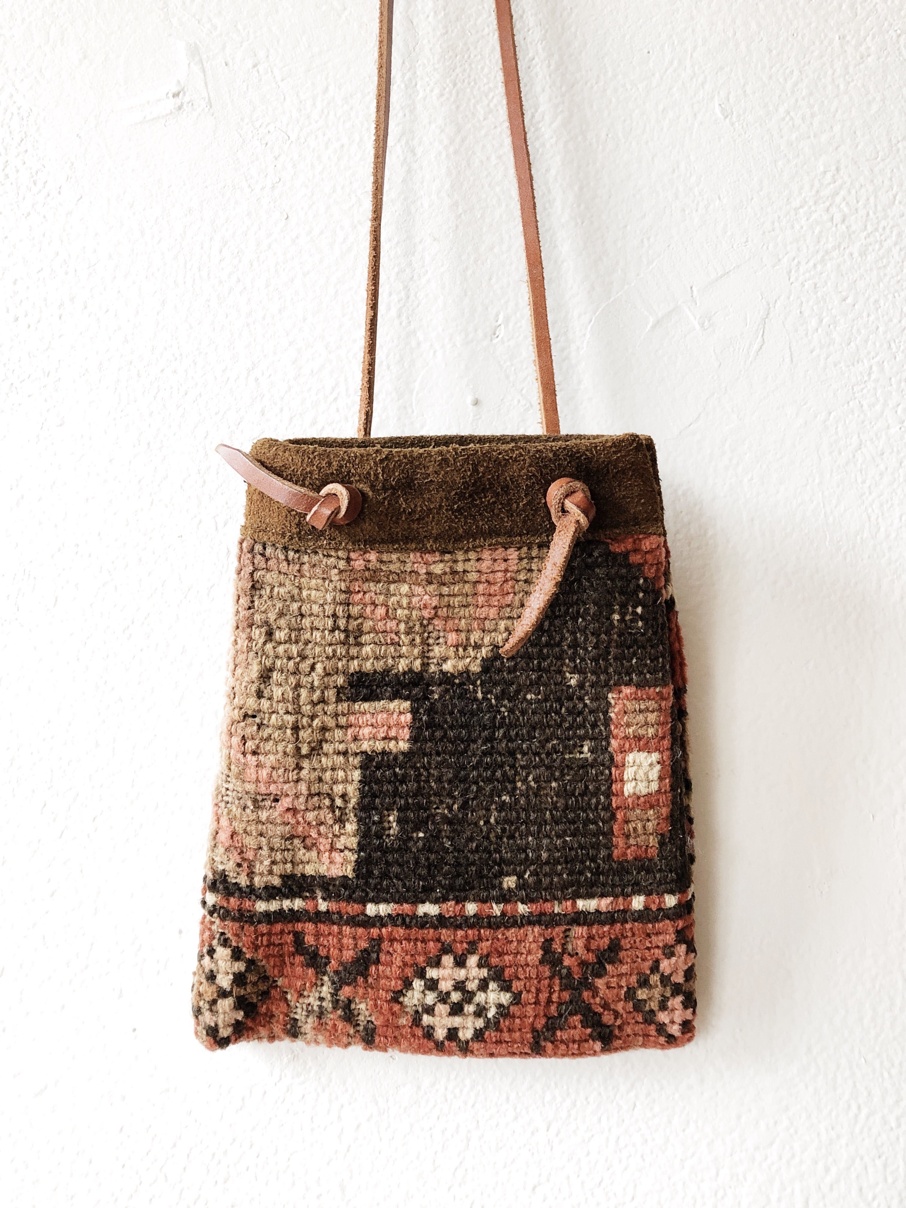 Petite Reversible Kilim Pouch - Thumbnail 2