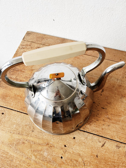 Large Deco Era Kettle
