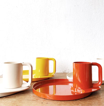 Vintage 70s Sterilite Mug and Dish Set