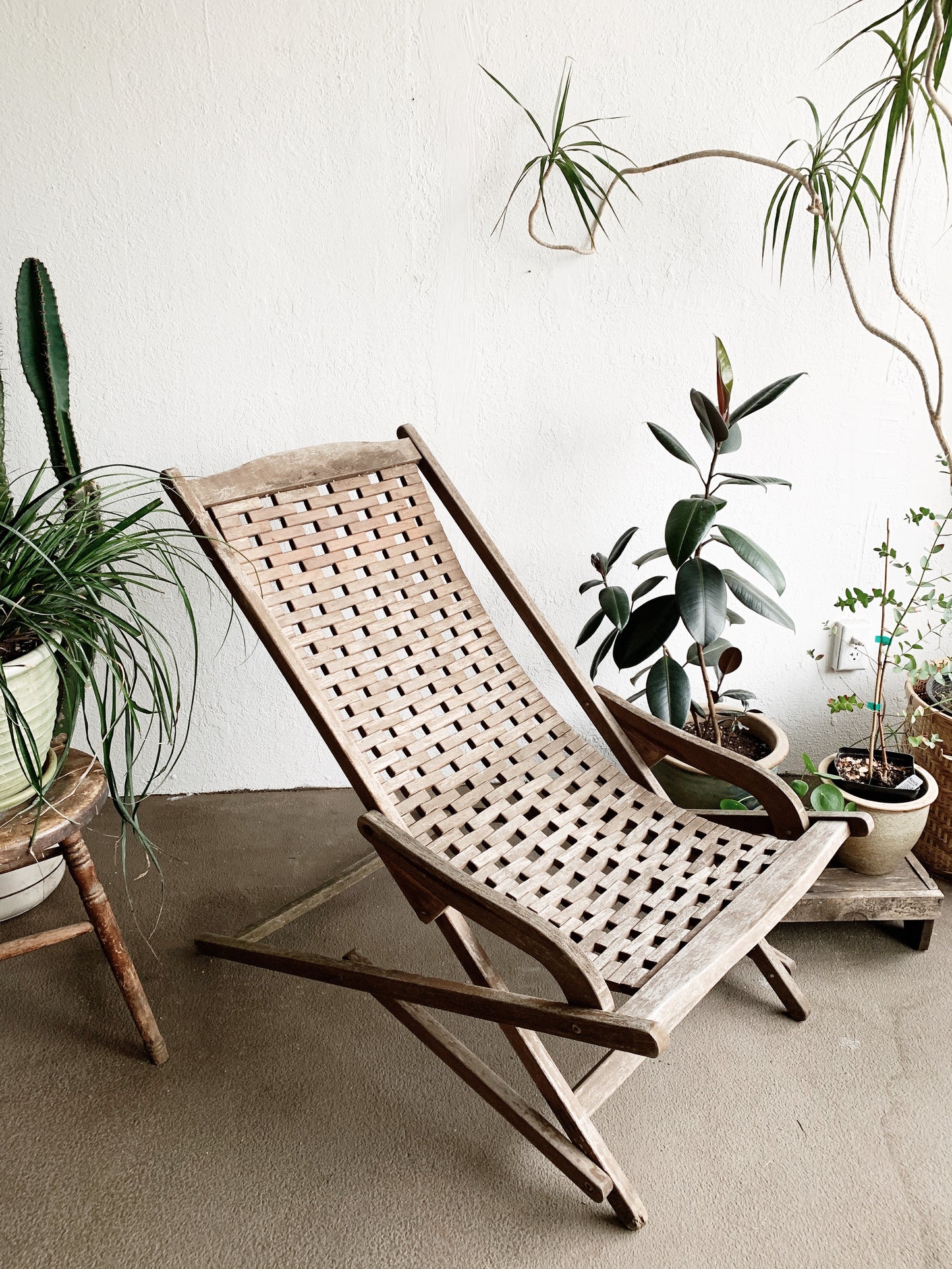 Vintage Wood Outdoor Lounger
