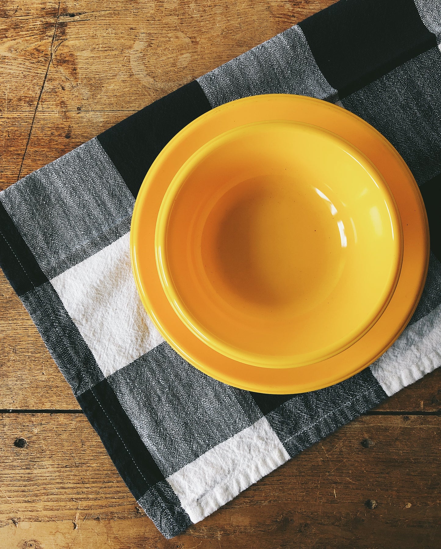 Vintage 1970s Picnic Ware