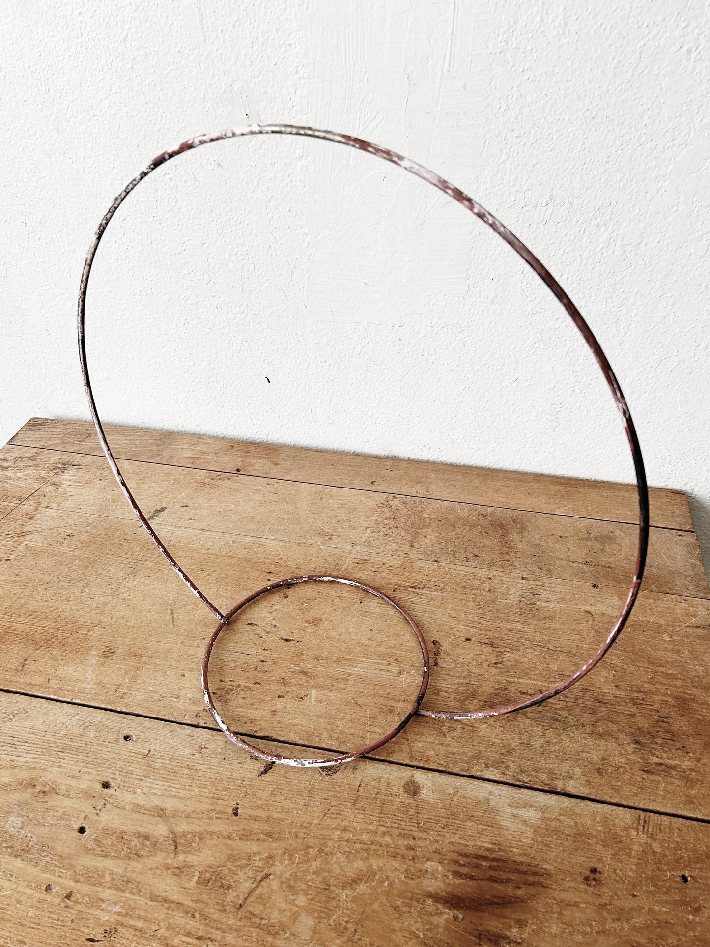 Vintage Metal Circle Hanger