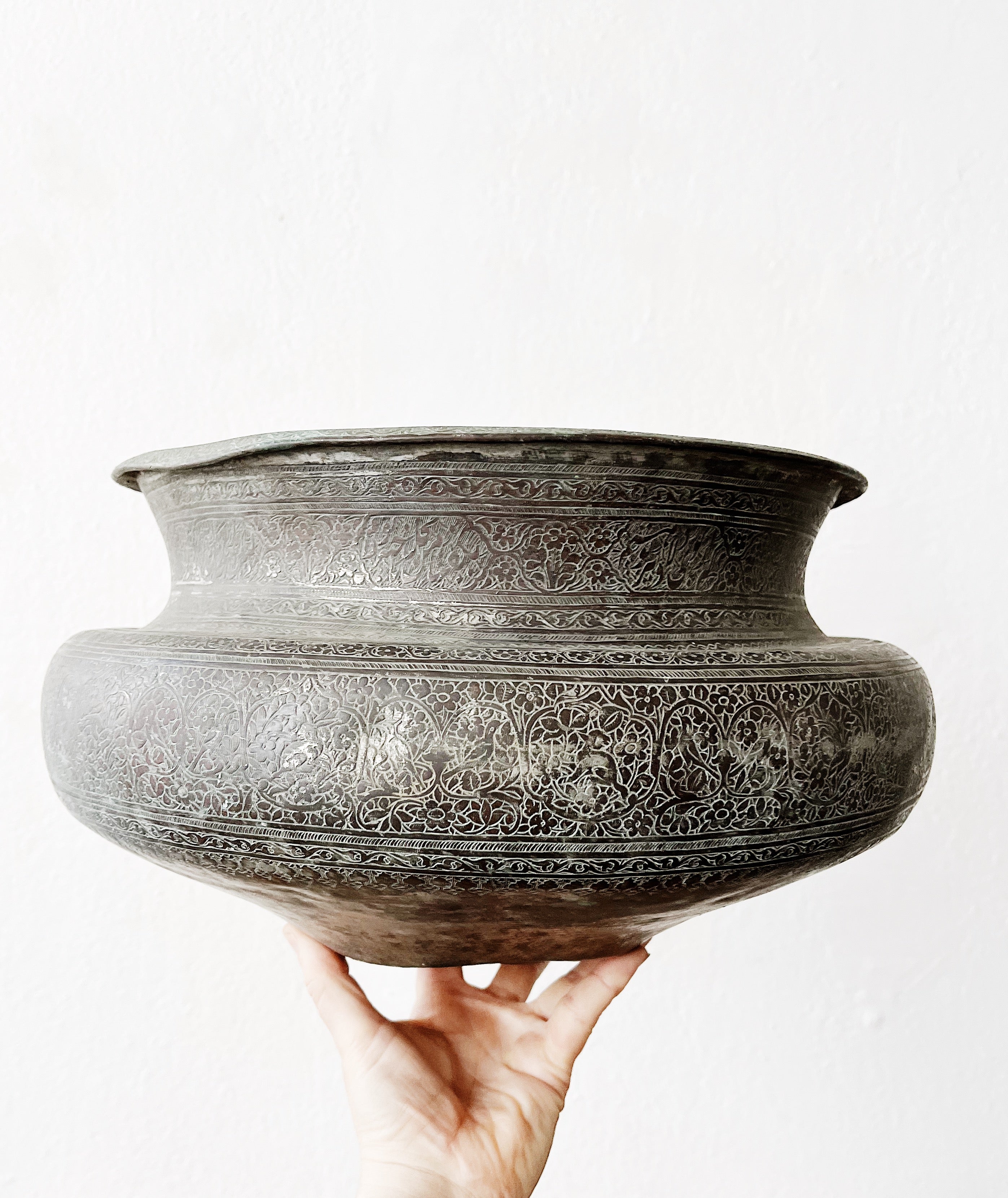 Antique Bronze Urn - Thumbnail 3