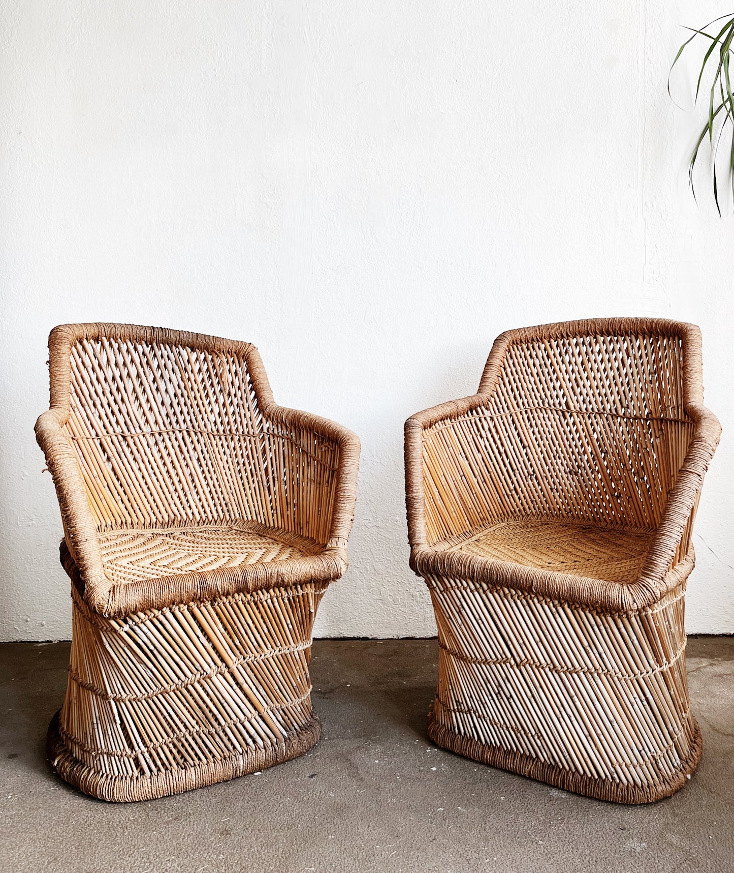 Mid Century Mudda Chair