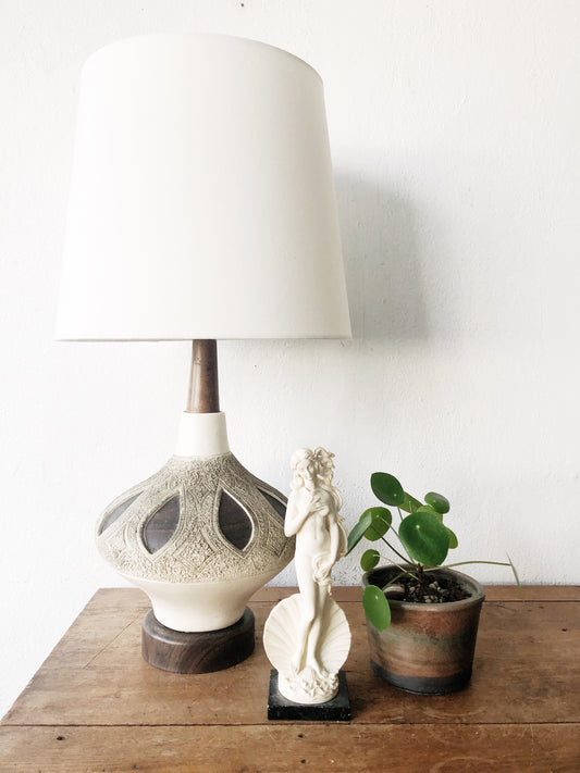 Vintage Mid Century Chalk Lamp