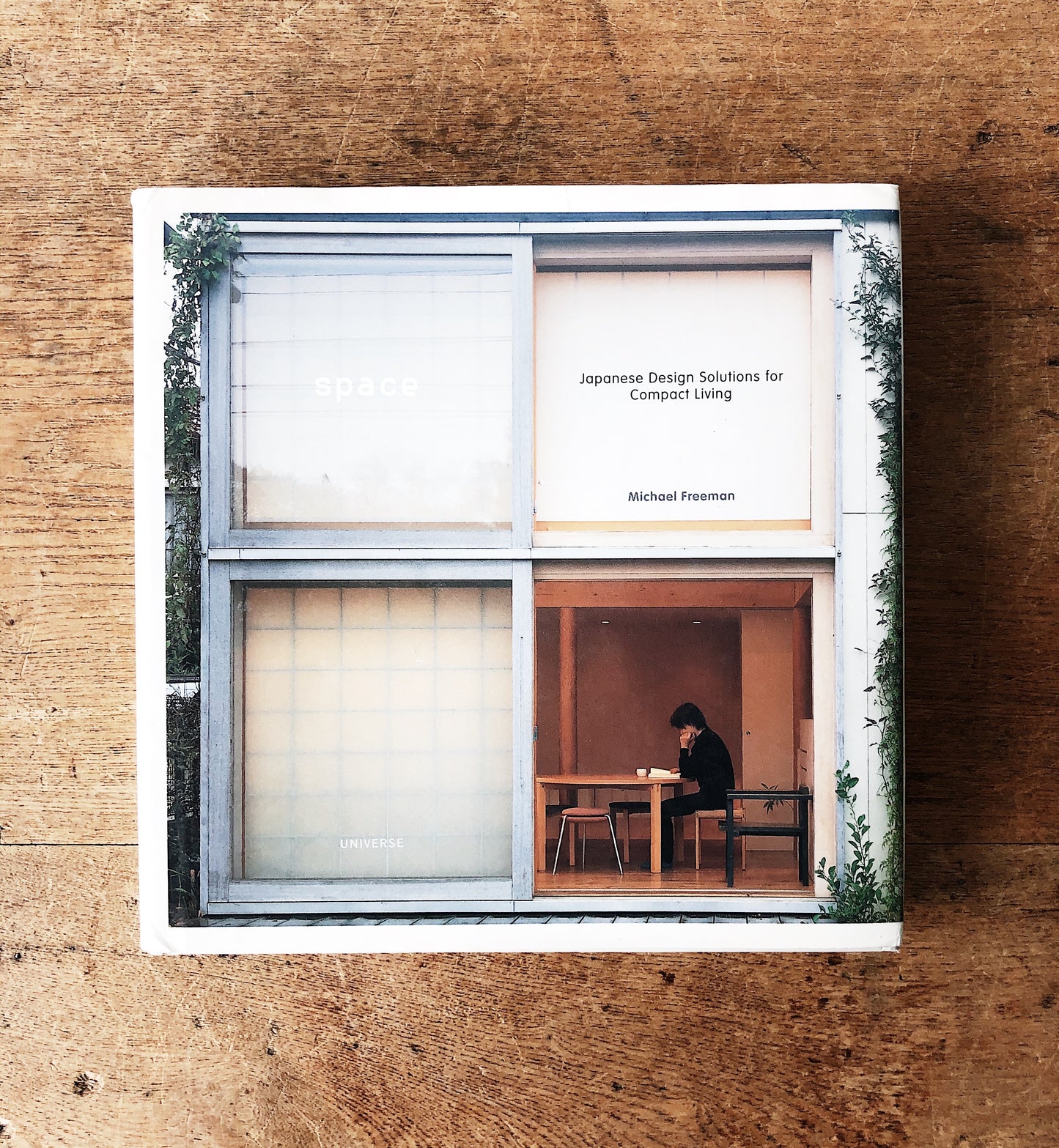 Space: Japanese Design Solutions for Compact Living