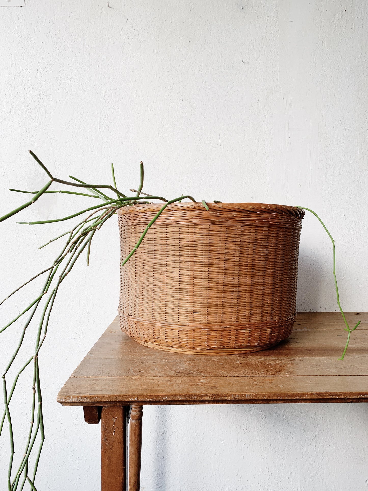 Large Round Basket