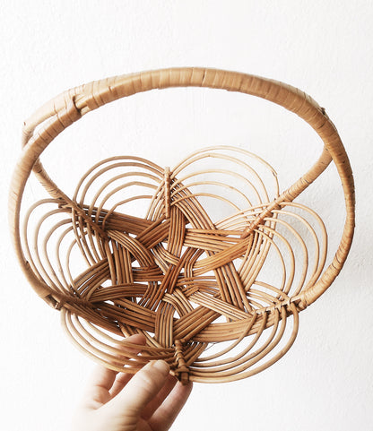 Vintage Star Shaped Willow Basket