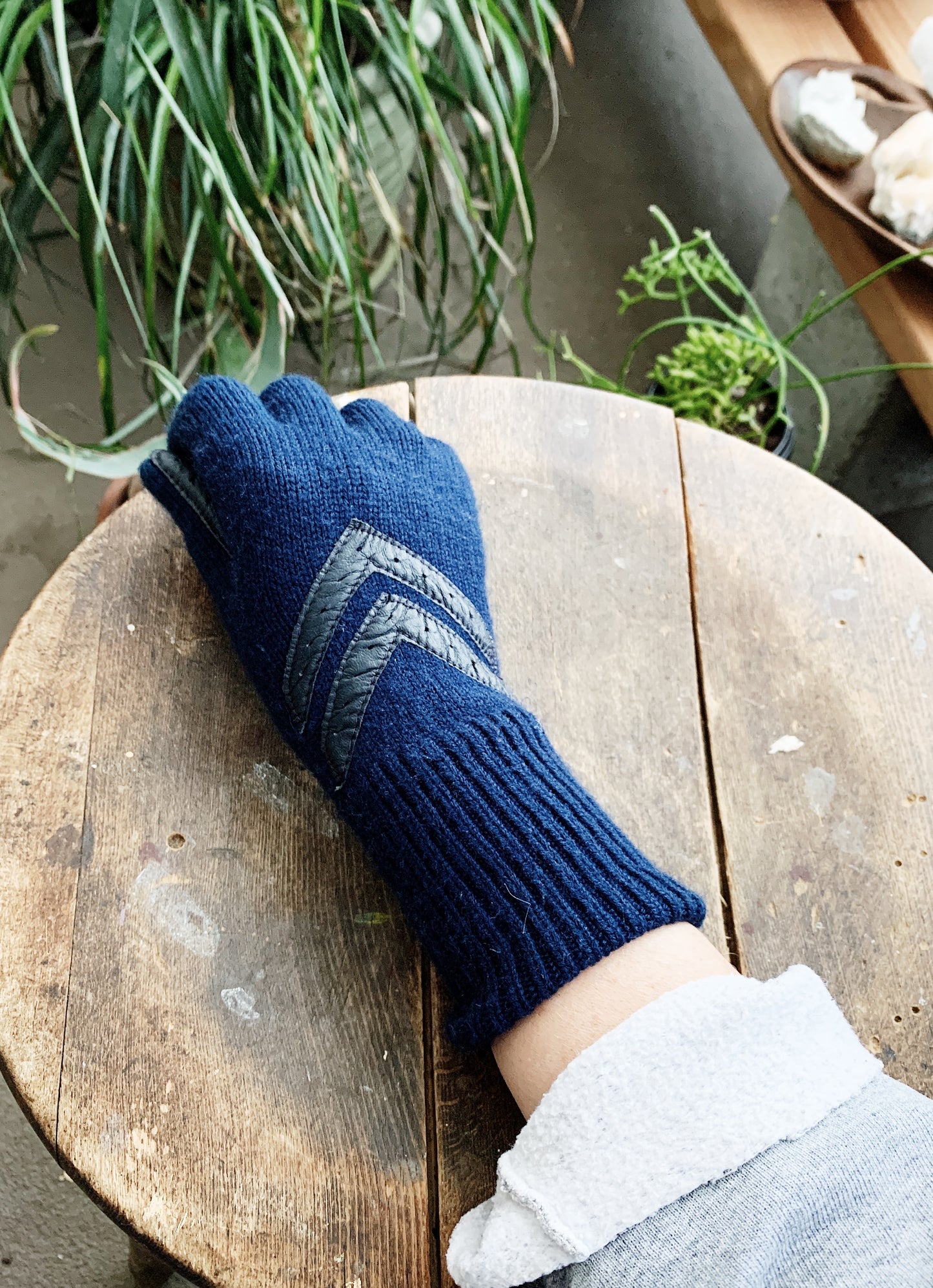 Vintage Knit Gloves with Leather