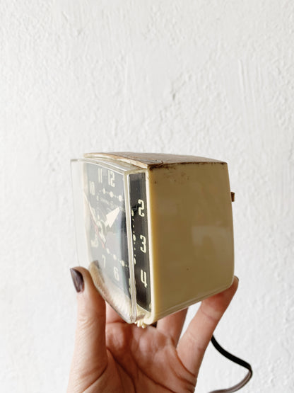 Vintage G.E. Electric Clock
