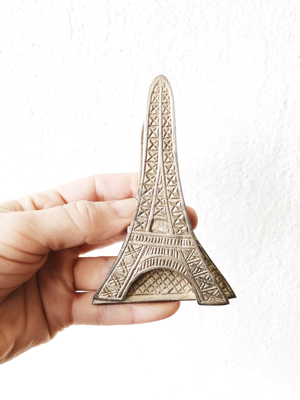 Vintage Eiffel Tower Clip