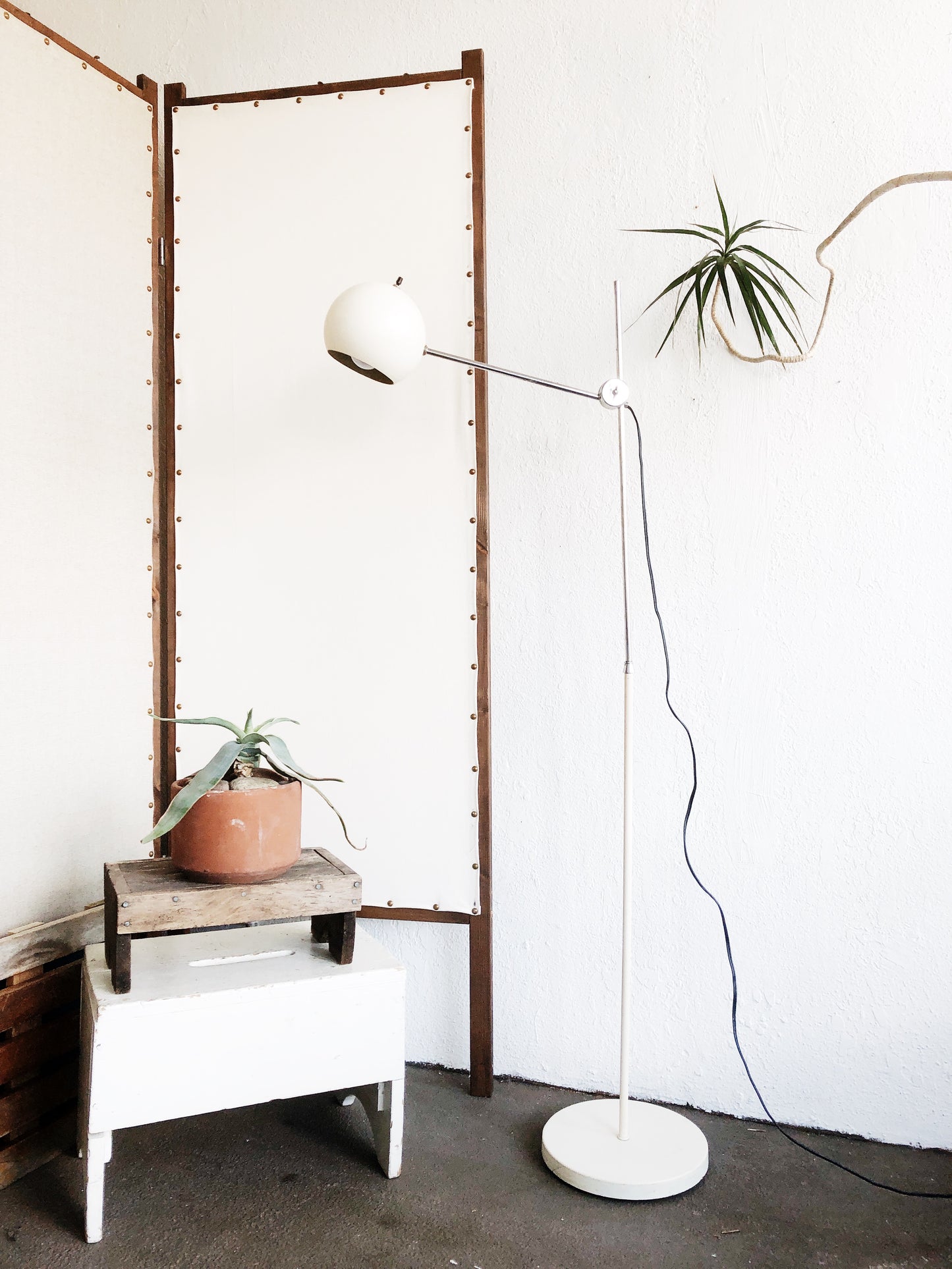 Mid Century Eyeball Floor Lamp