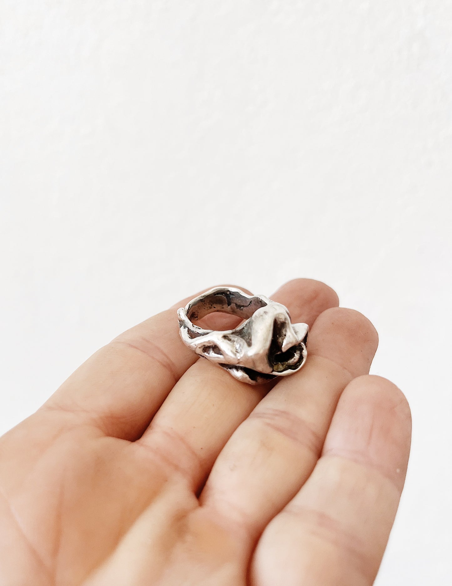 Vintage Mid Century Floral Ring