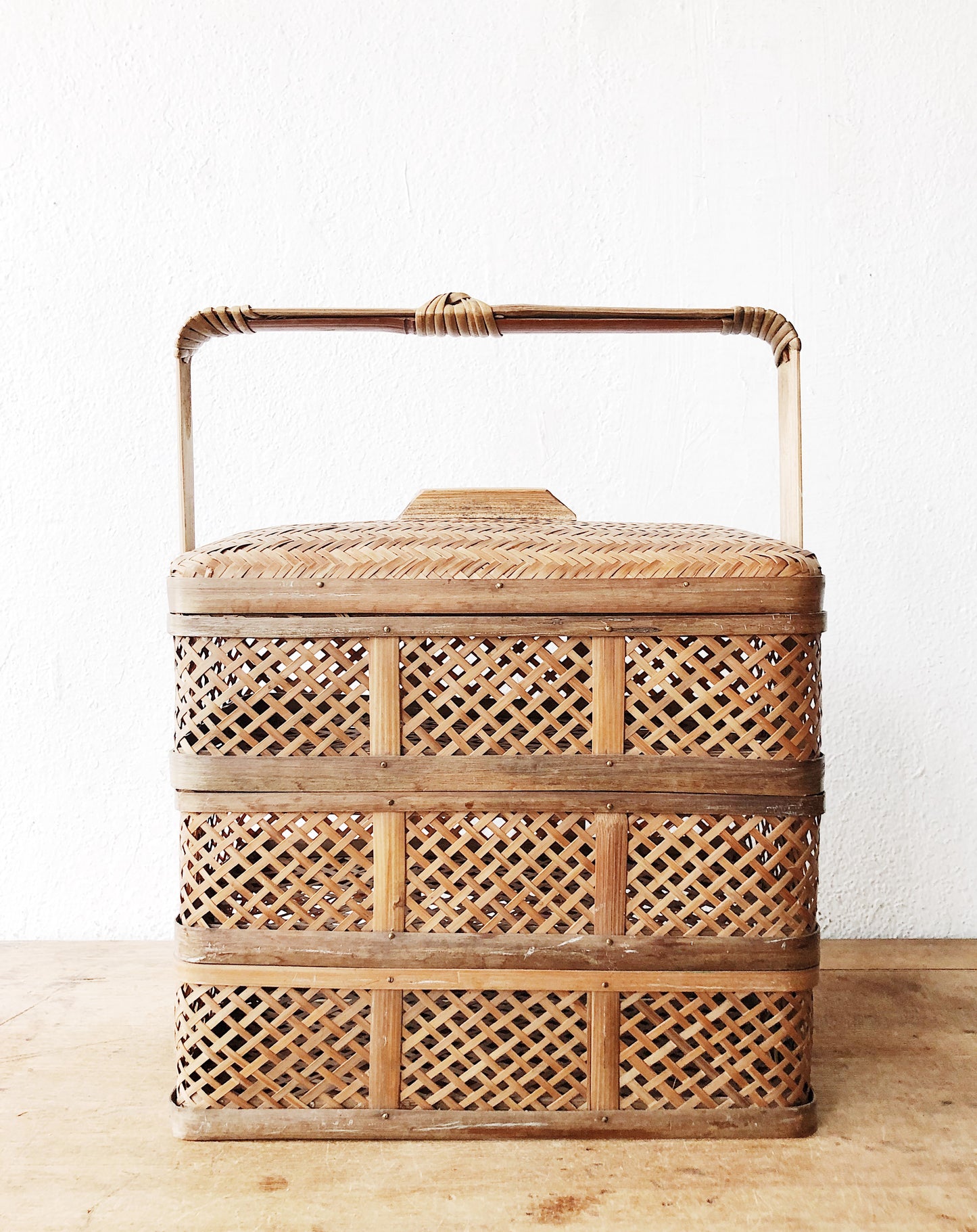 Vintage Woven Picnic Tiffin