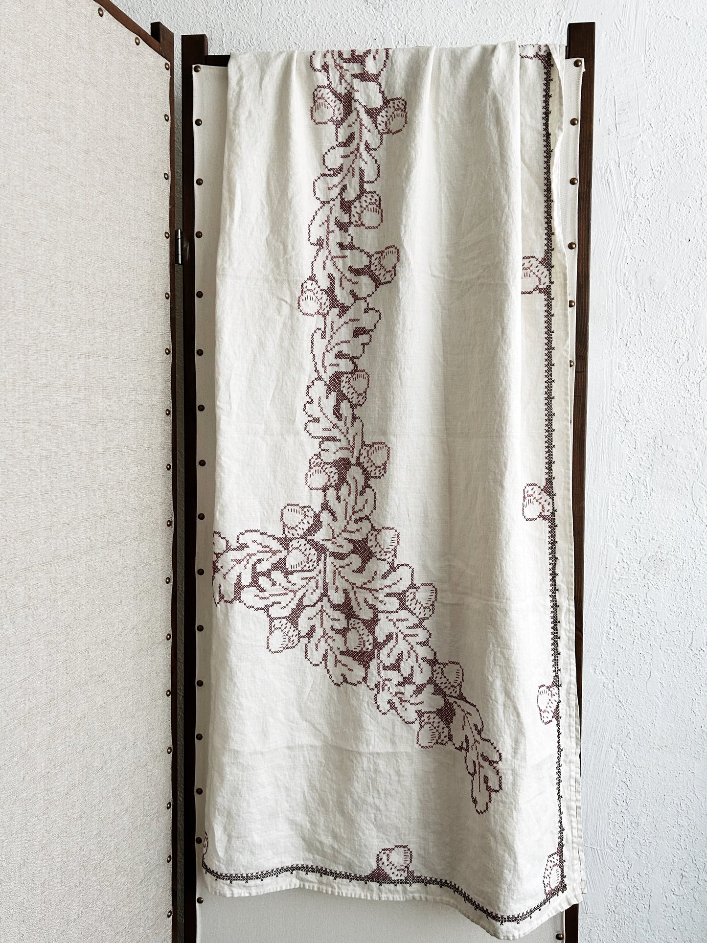 Large Vintage Embroidered Linen Tablecloth