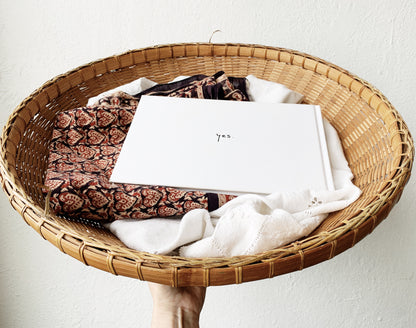 Yoko Ono : An Invisible Flower