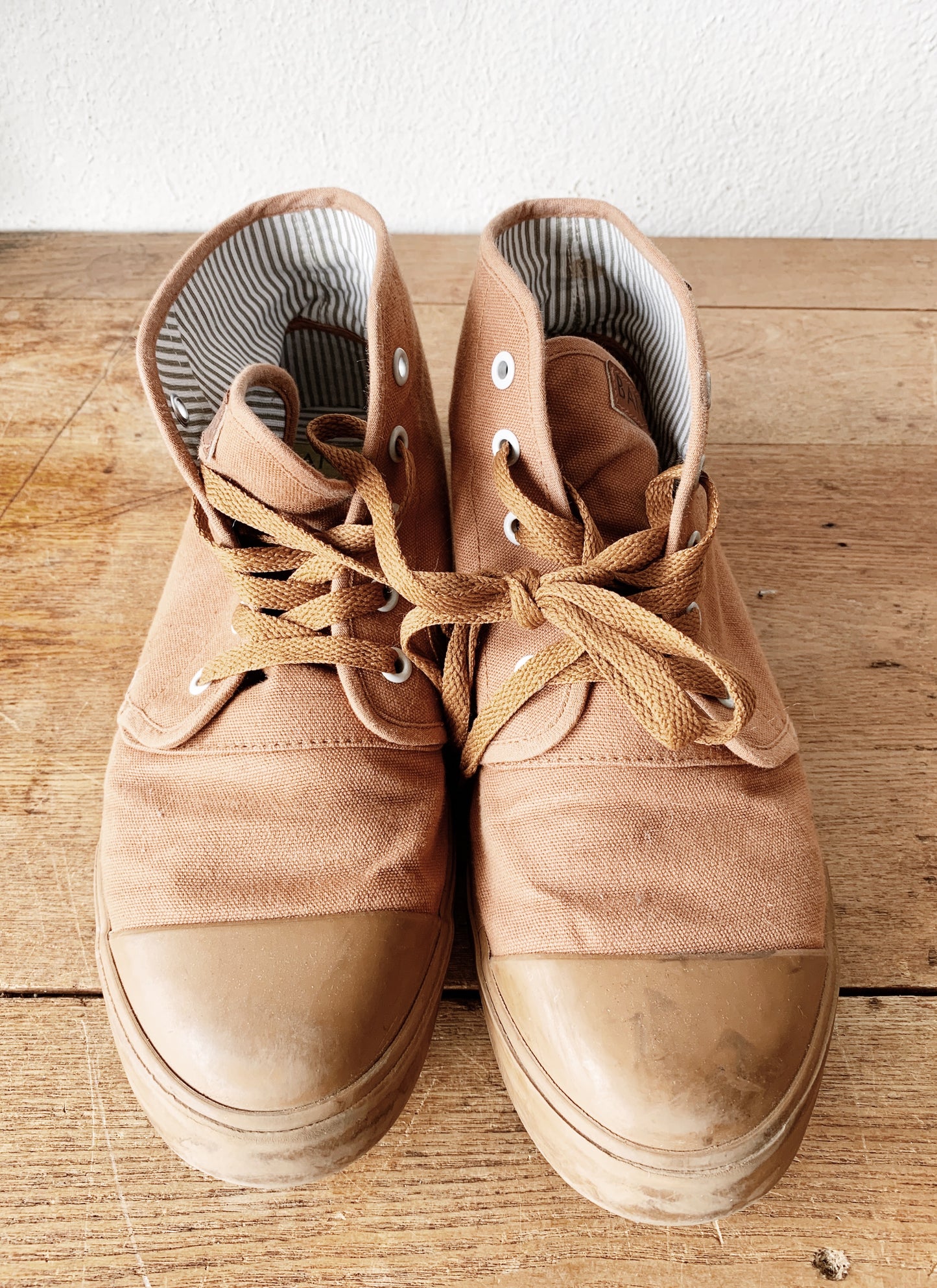 Bangs Canvas High Top Sneakers