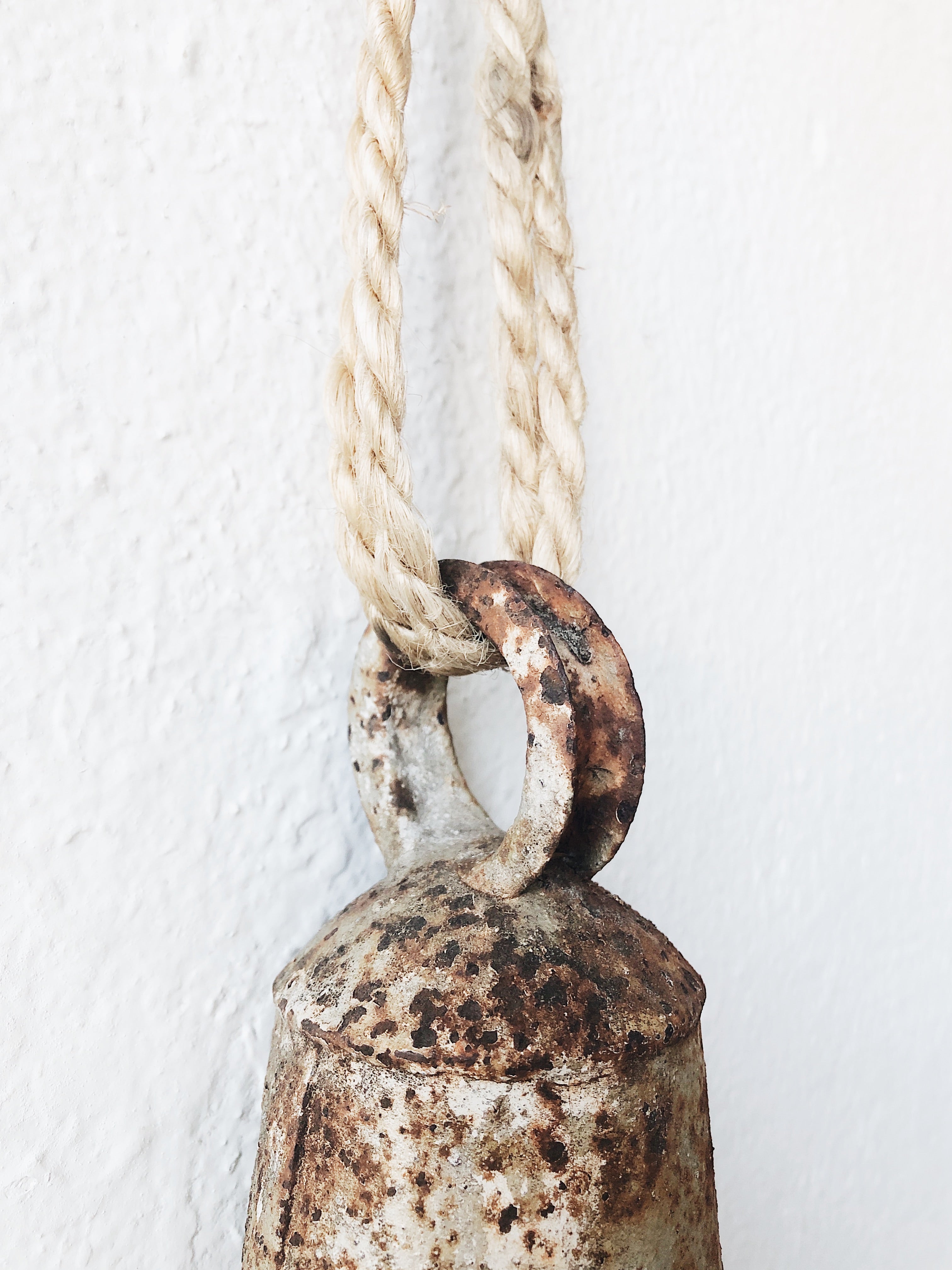 Large Vintage Metal Farm Bell - Thumbnail 3