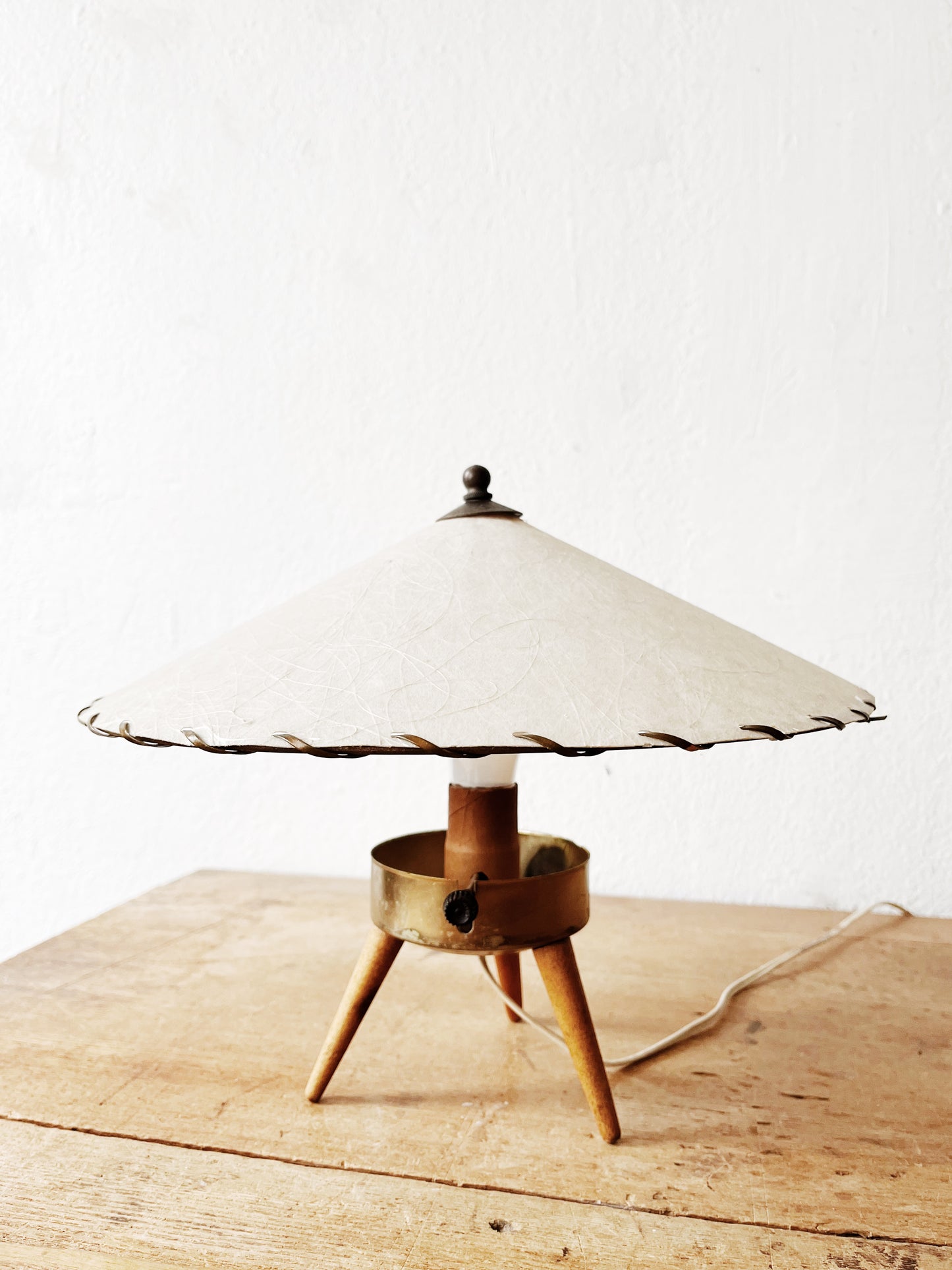 Mid Century Saucer Lamp