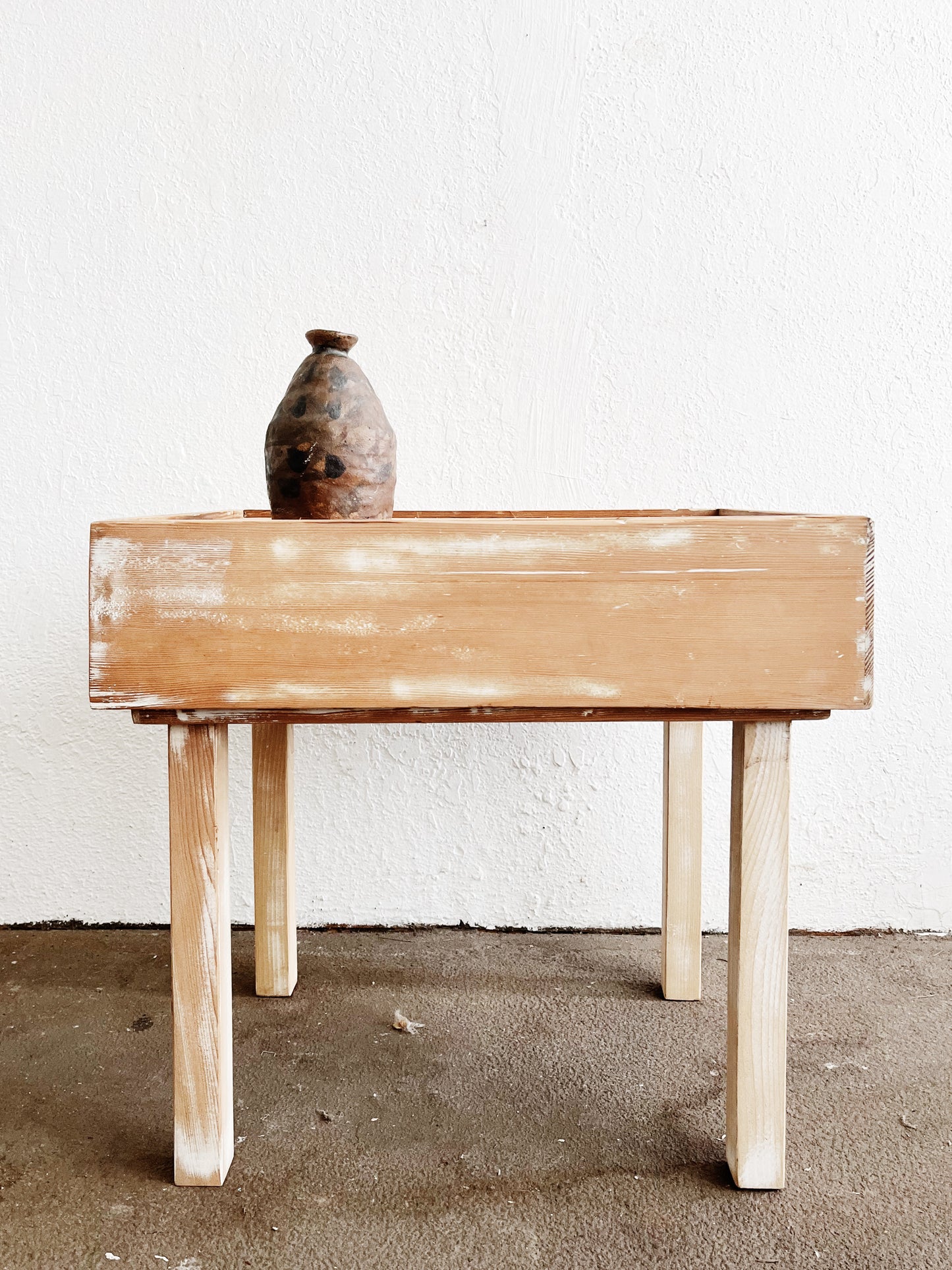 Handmade Craft Mod Box Table
