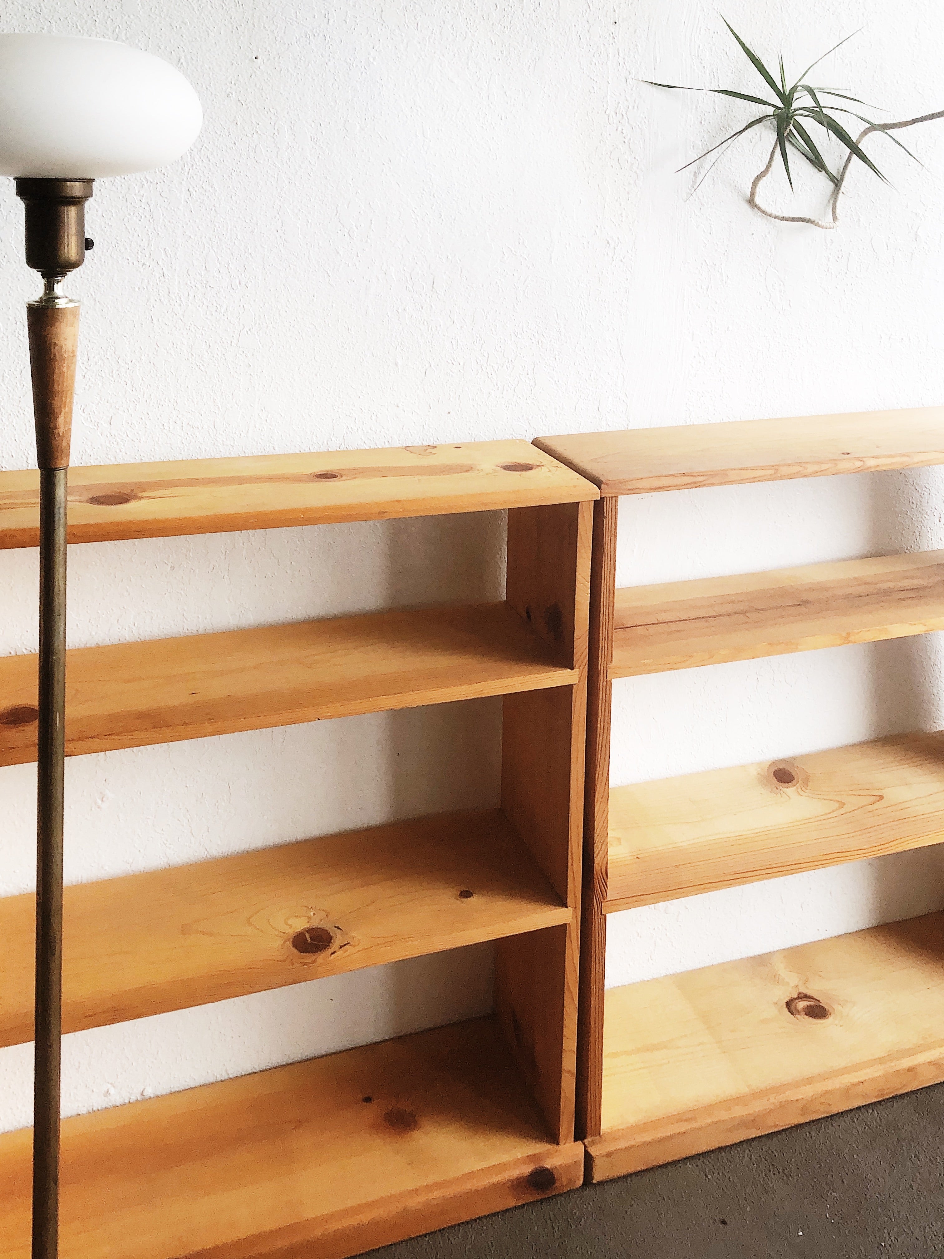 Vintage Simple Shelf (single)