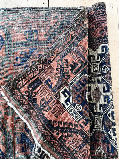 Vintage Flat Weave Kilim Rug