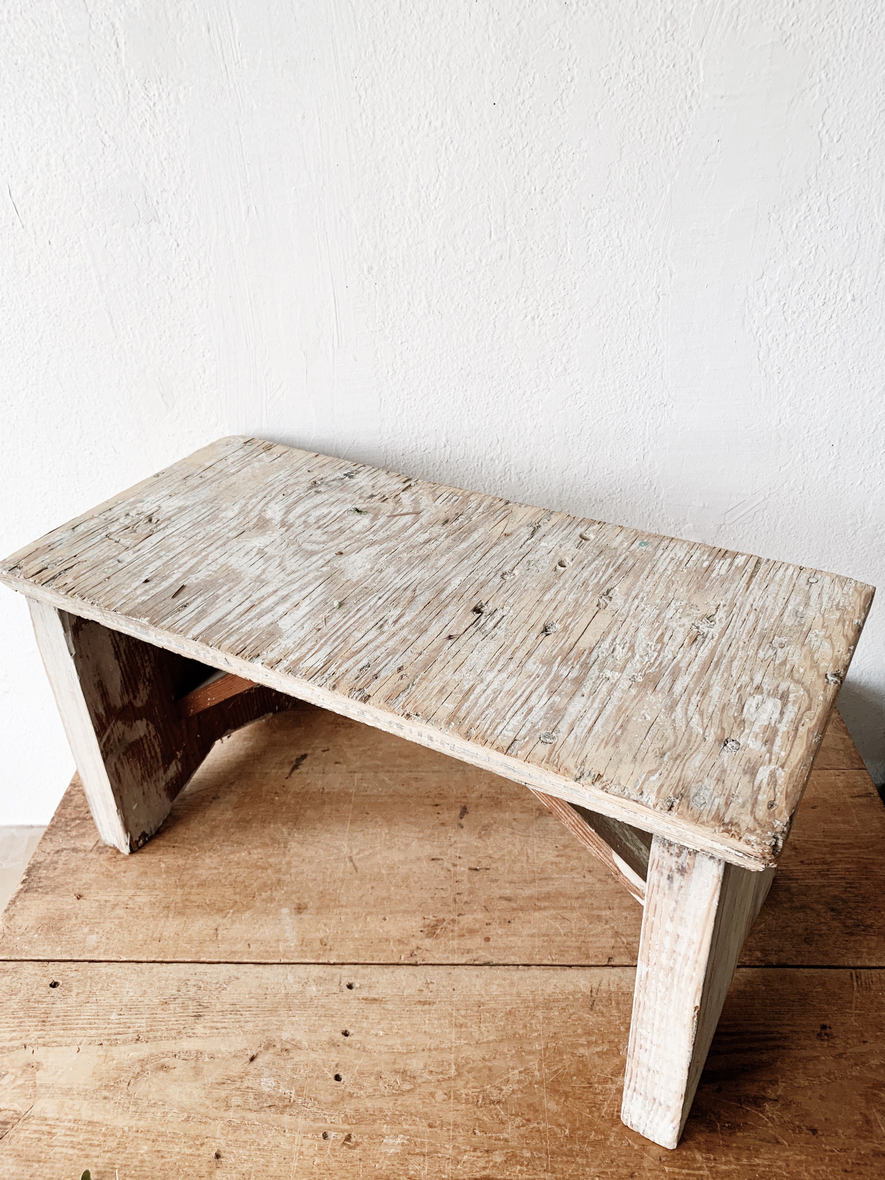 Rustic Vintage Wood Bench - Thumbnail 2