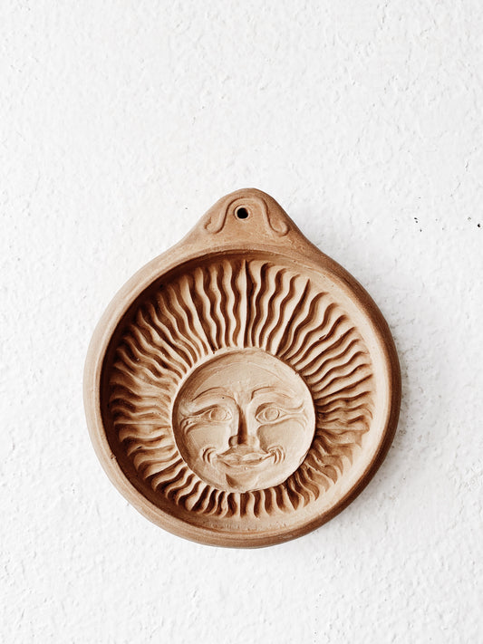 Retired Hartstone SUN Clay Mold