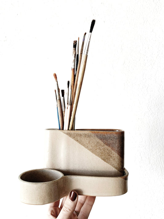 Vintage Pottery Organizer