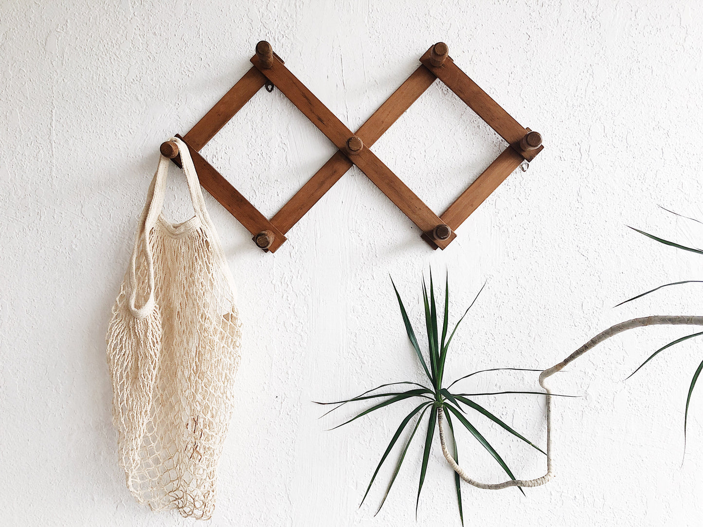 Chunky Wood Accordion Rack